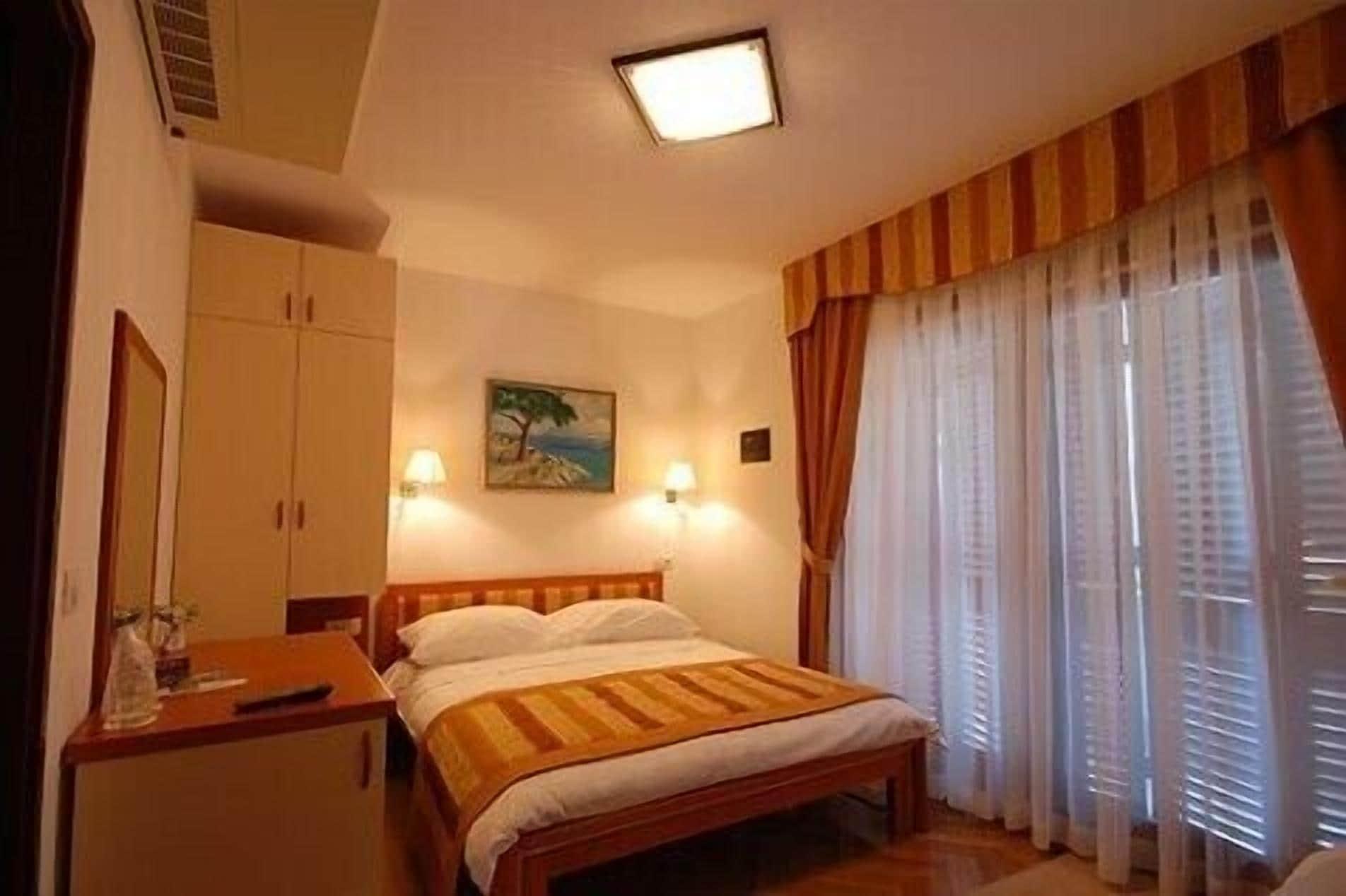 Hotel Trogirski Dvori Extérieur photo